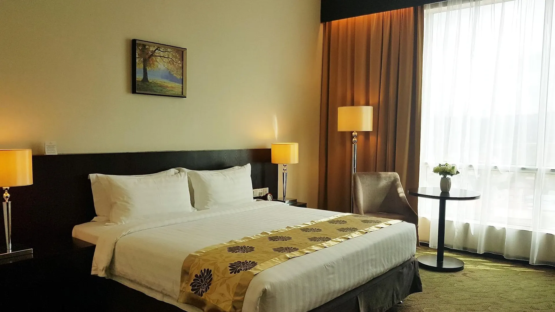 Pan Borneo Hotel Kota Kinabalu 4*,