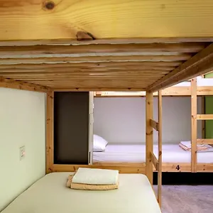 https://pods-the-backpackers-home-cafe-kuala-lumpur.kualalumpurs-hotels.com